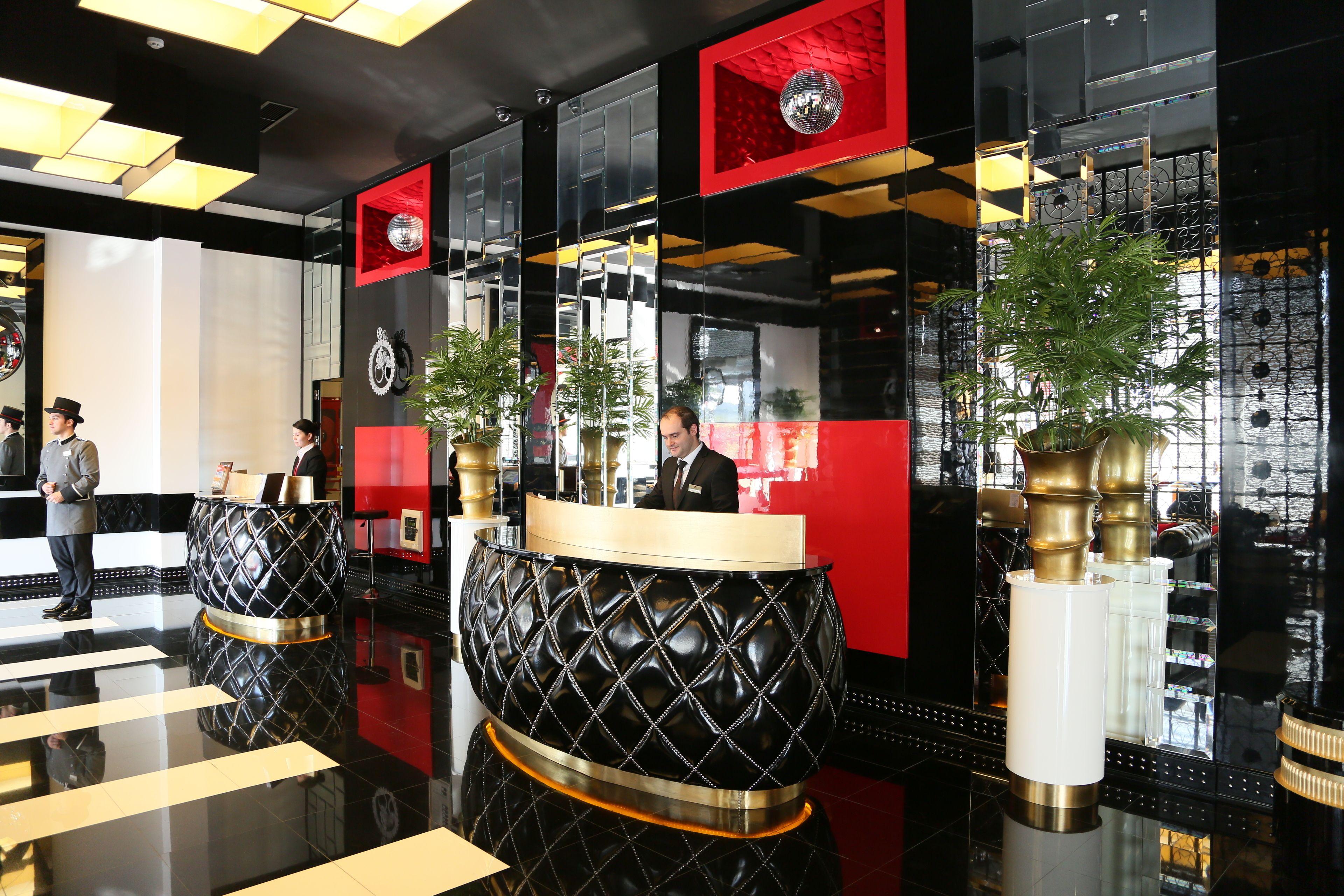 Ramada Hotel & Suites Sisli — الصور 1